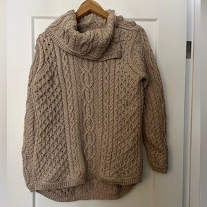 Hand-Knitted Irish 💯 Merino Wool Cowl/Turtle Neck Chunky Cable-Knit Sweater M